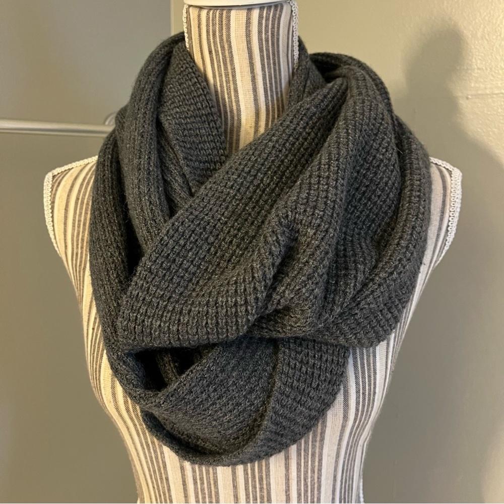 J Crew Womens Gray Chunky Knit Rectangular Comfy Cozy Warm Infinity Scarf